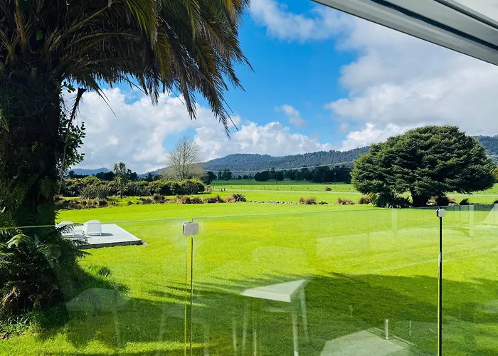 Franz Josef Oasis