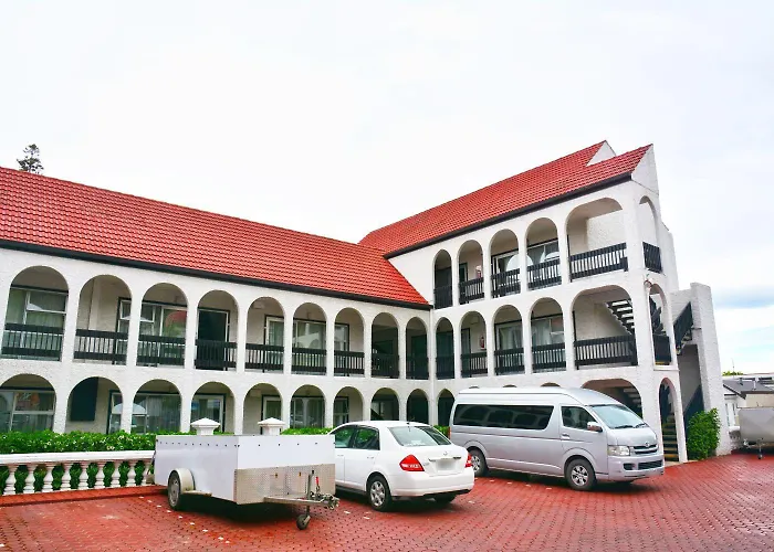 Alcala Motor Lodge