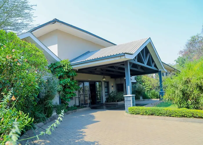Greenwood Manor Hotel