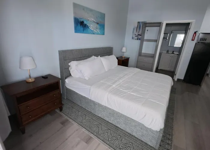 Town Center Plaza & Suites Abaco