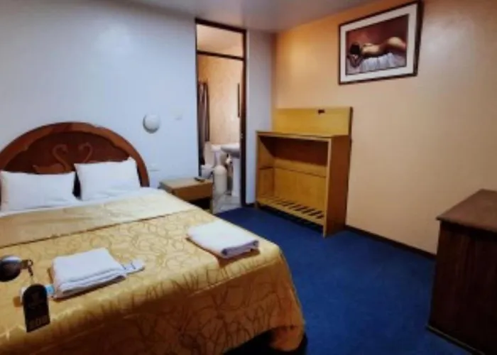 Hotel Keros