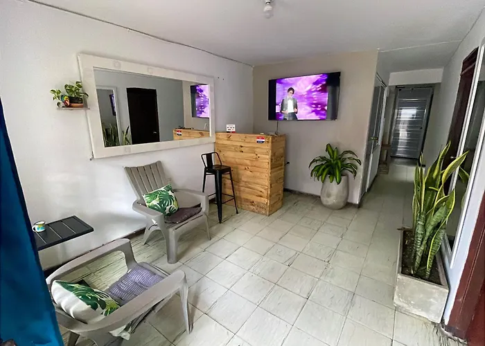Cali420! Backpackers Hostal
