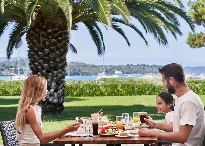 Aks Porto Heli Hotel