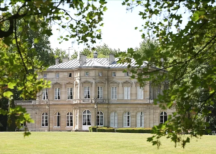 Chateau De La Motte Fenelon