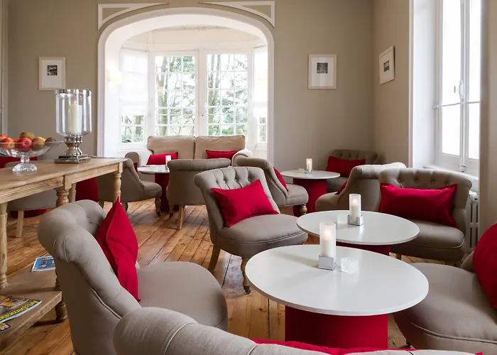 Les Villas D'Arromanches, Teritoria
