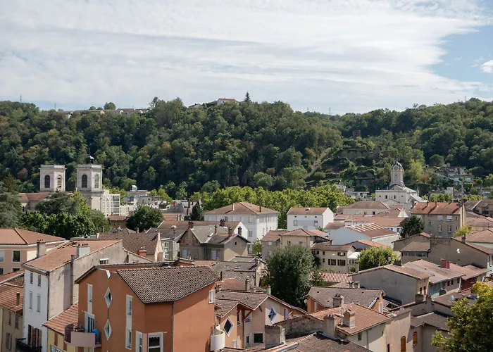 Kyriad Hotel Lyon Givors