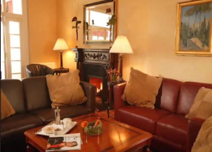 The Glenmoriston Townhouse Hotel