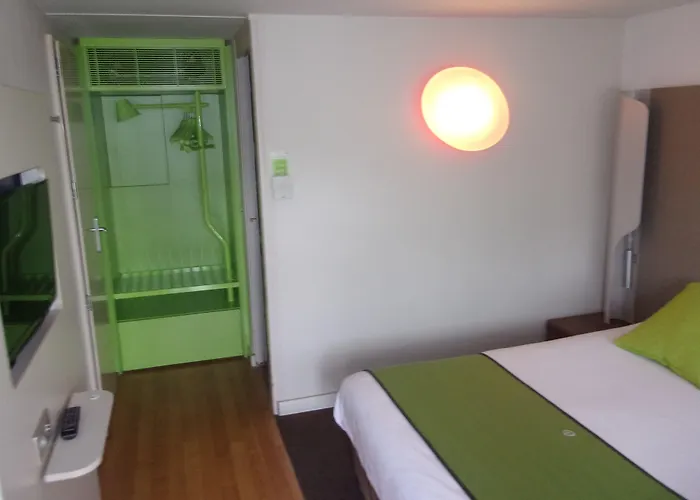 Campanile Hotel Chantilly