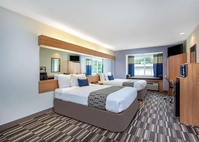 Microtel Inn & Suites By Wyndham Lillington/Campbell University