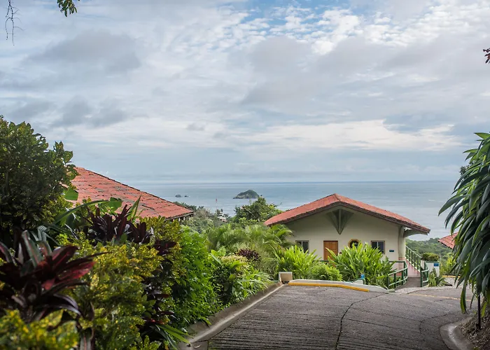Si Como No Resort&Wildlife Refuge
