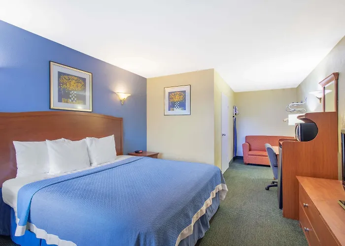 Days Inn By Wyndham Elmsford