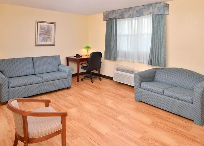 Tower Inn And Suites Of Guilford / Madison
