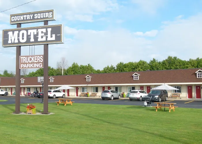 Country Squire Motel