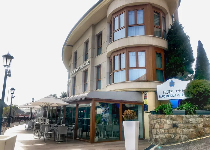 Hotel Faro De San Vicente