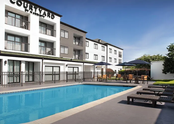 Courtyard By Marriott Hattiesburg