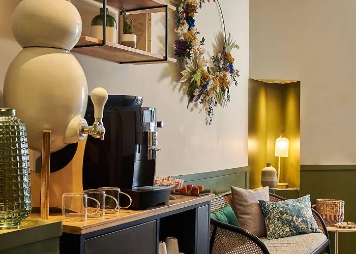 Hotel Bordeaux Clemenceau By Happyculture