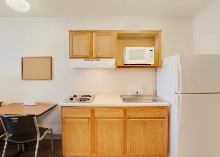 Woodspring Suites Pharr