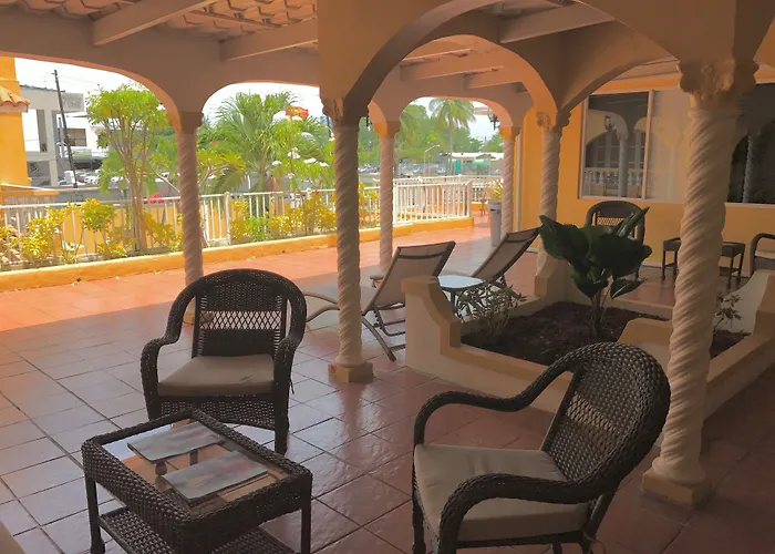 Hotel Villa Del Sol