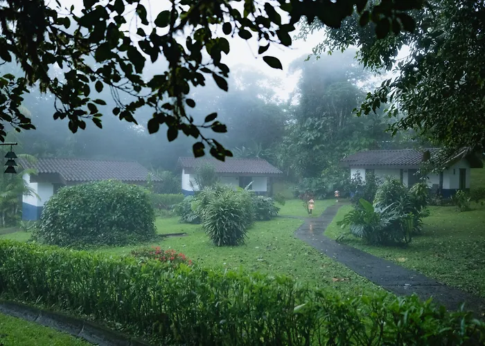 Villa Blanca Cloud Forest Hotel & Retreat