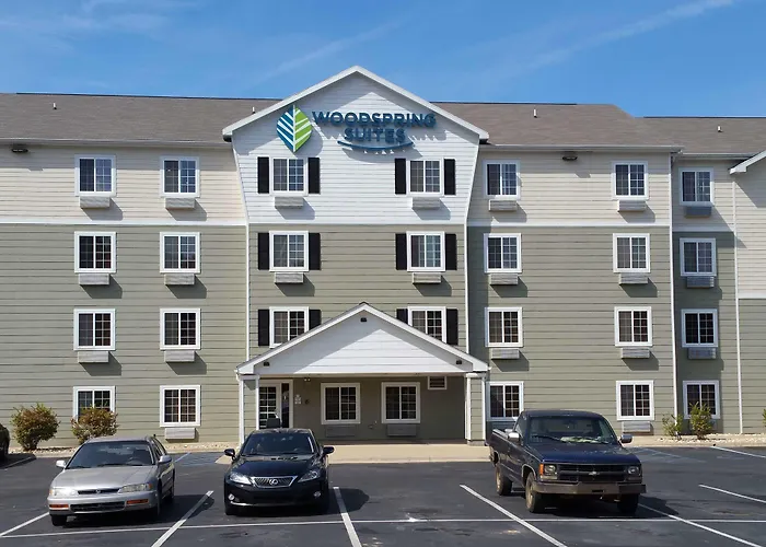 Woodspring Suites Louisville Southeast