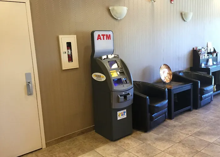 Super 8 By Wyndham Edson