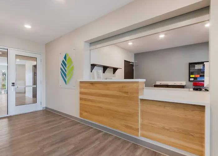 Woodspring Suites Tamarac