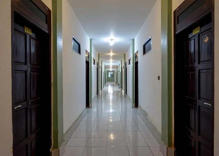 Reddoorz Syariah @ Hotel Wisma Indonesia Kendari