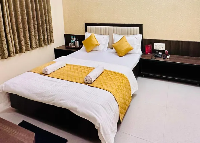 Hotel Sai Gurusthan