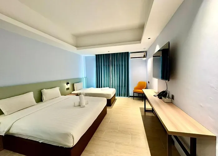 Wing Tat Grand Hotel