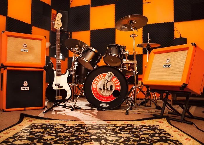 Music City Hotel - The San Francisco Music Experience