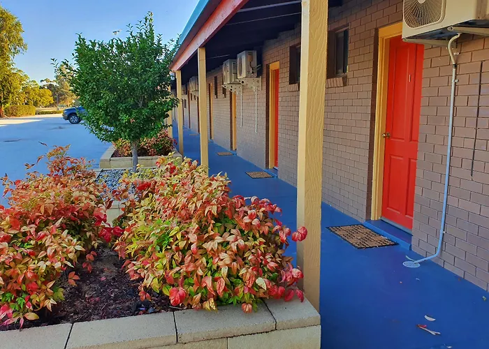 Barooga Country Inn Motel