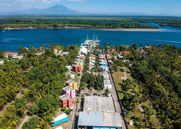 Hotel Bahia Del Sol