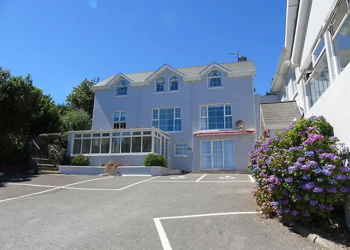 Bella Vista Hotel & Self Catering Suites