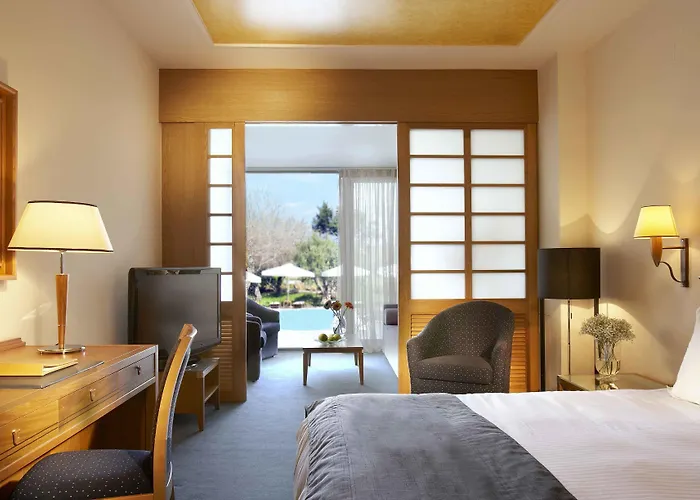 Alexander Beach Hotel&Spa