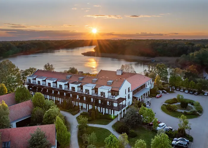 Tisza Balneum Hotel