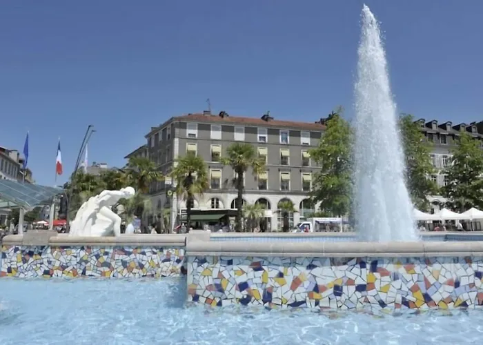 Hotel Le Bourbon Pau Centre