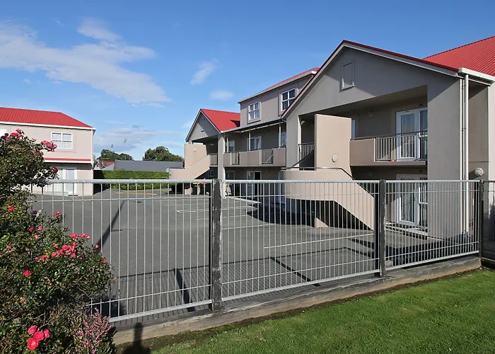 Balmoral Lodge Motel