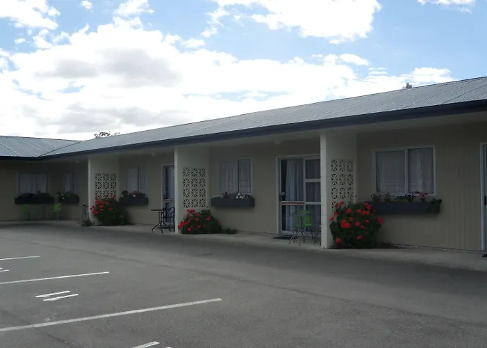 Aden Motel