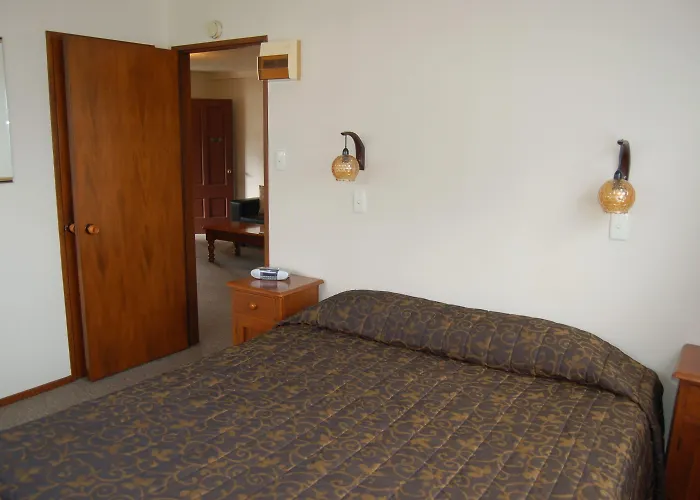 Carisbrook Motel