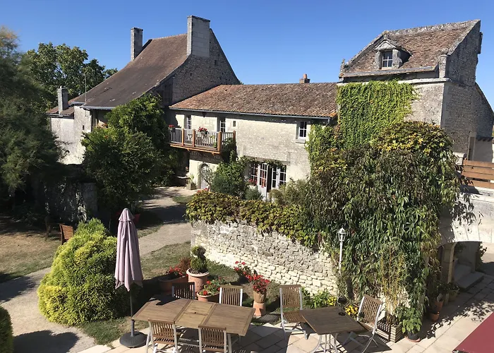 Le Pigeonnier Du Perron Hotel