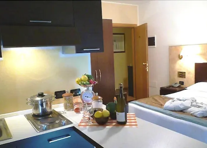 Air Hotel