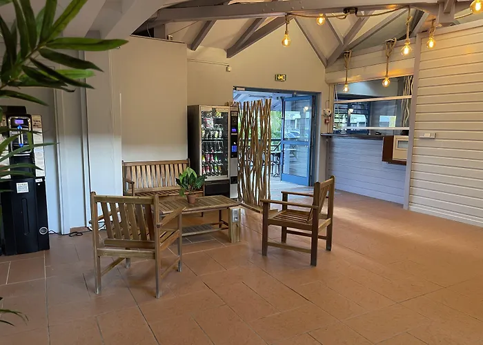 Karaibes Hotel