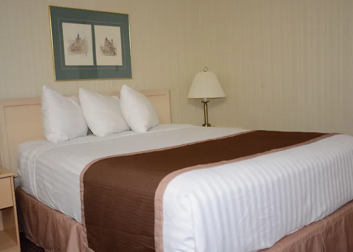 Travelodge By Wyndham Lethbridge