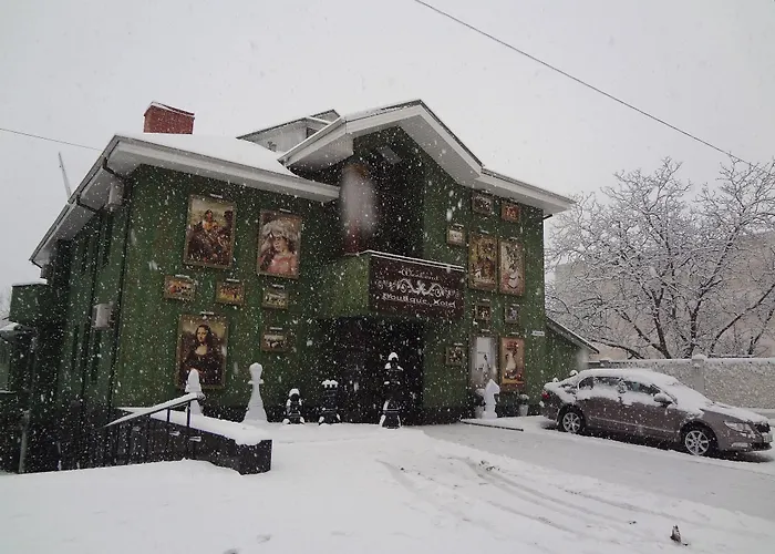 Weekend Boutique Hotel