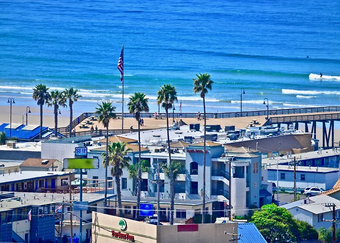 Beach House Inn&Suites