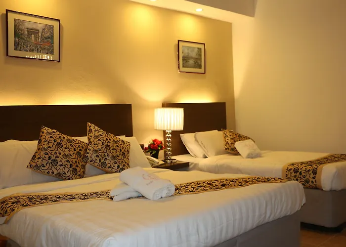 Eagle Bay Hotel