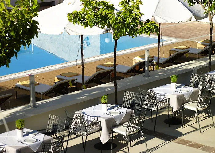 Atrium Hotel