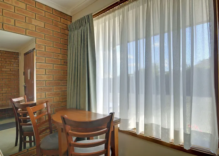 Tree Rose Motel Morwell