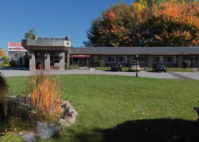 Le Deauville Motel