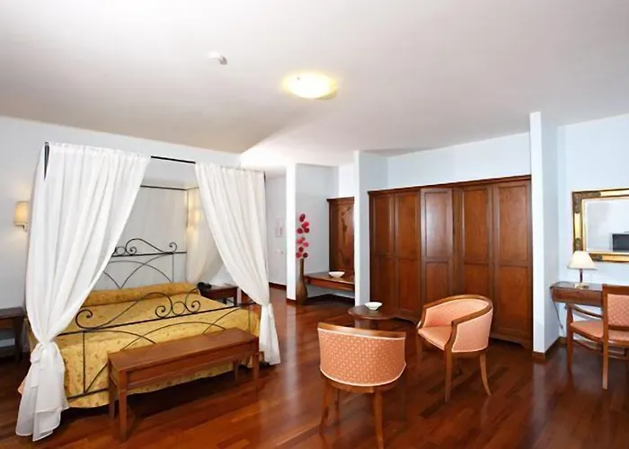 Hotel Gabarda